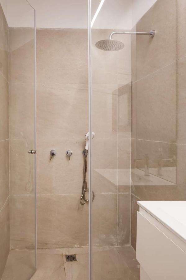 Renovated Large 3Rm Apartment 5 Min From The Beach Tel Aviv Buitenkant foto
